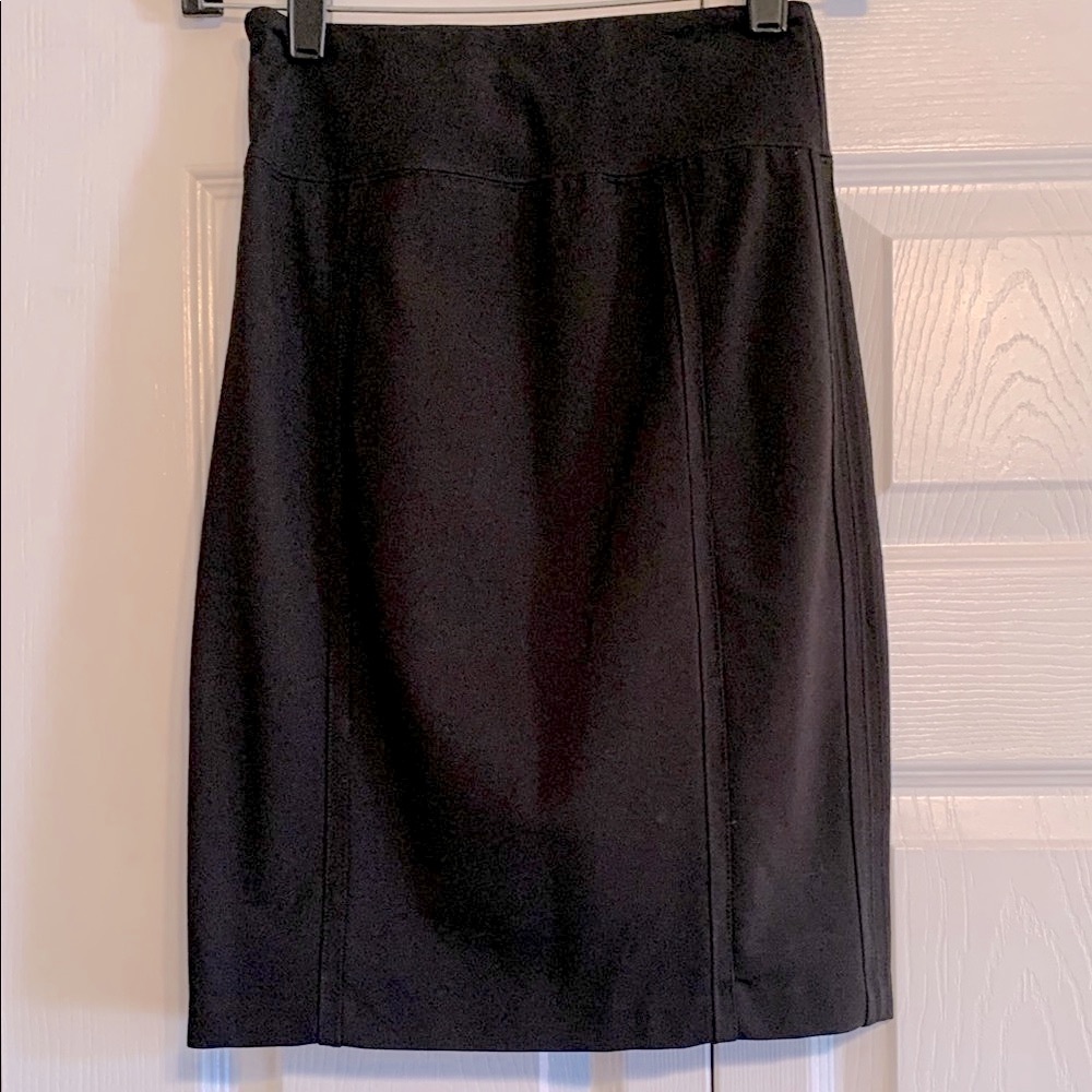 White House Black Market Black Knee-Length Pencil Skirt - Picture 3 of 8